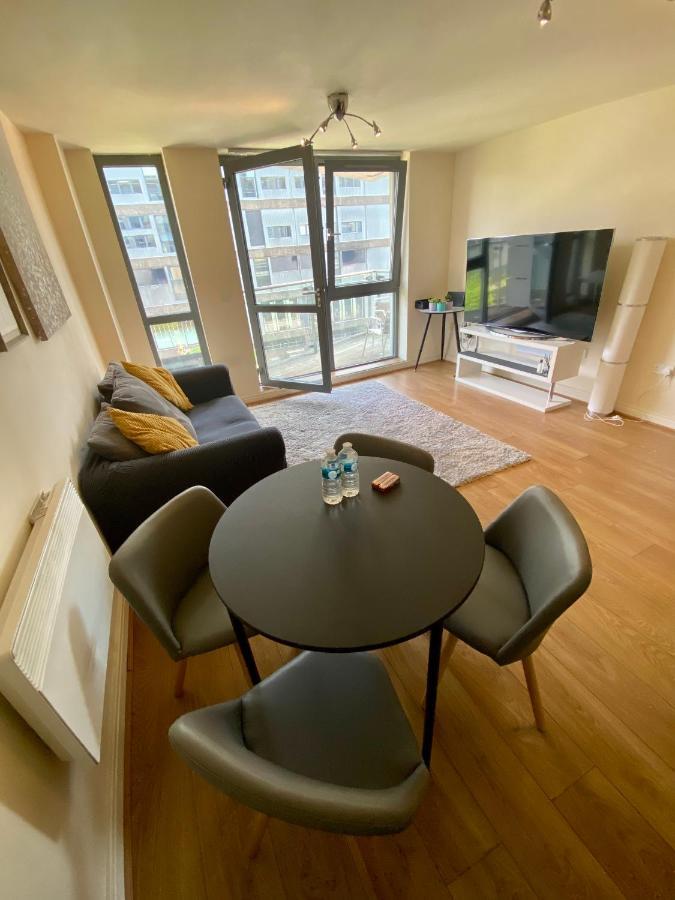 Holliday Street Apartments - One Bedroom - Stunning Balcony Birmingham Bagian luar foto